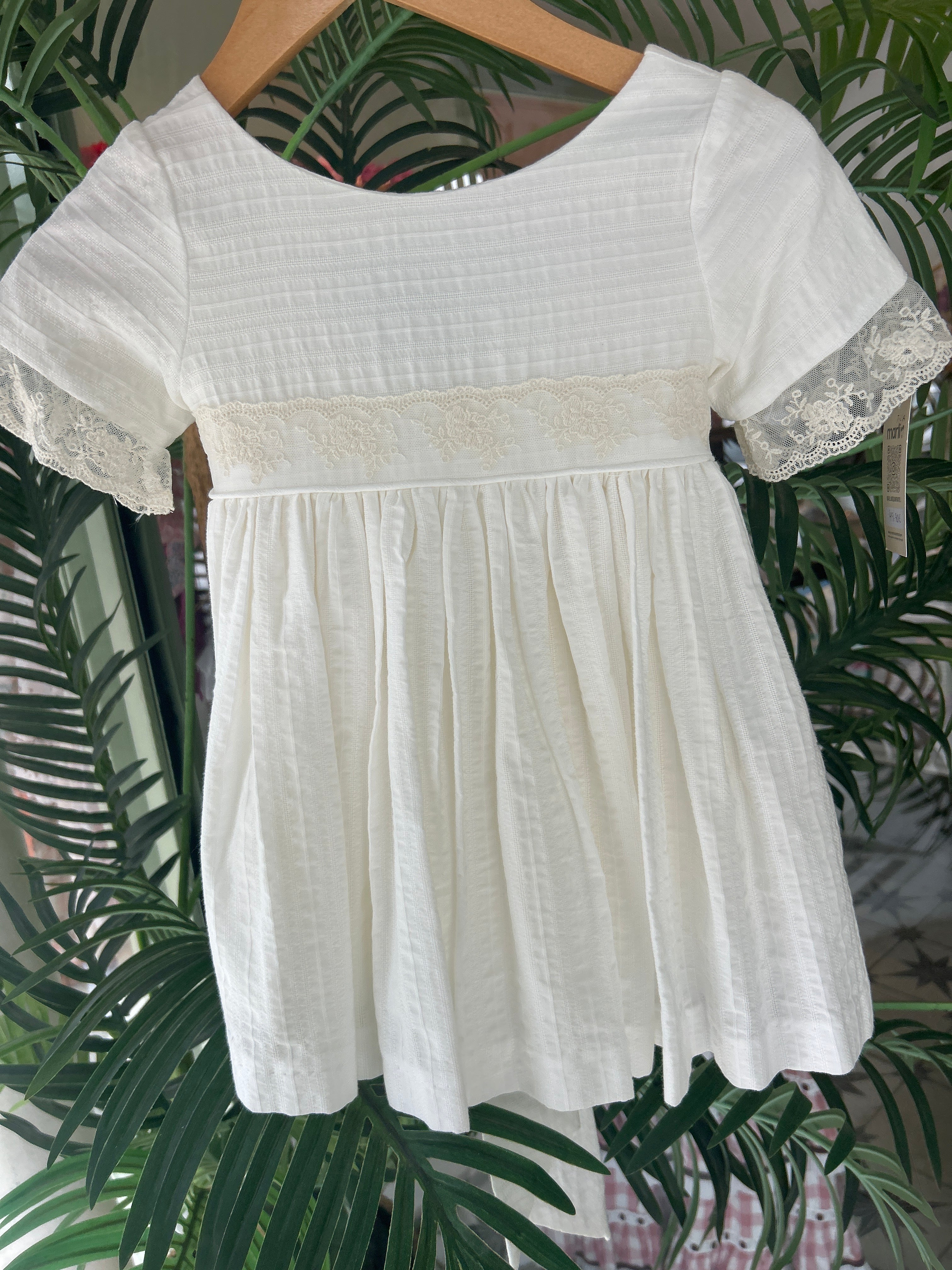Vestido ceremonia beige