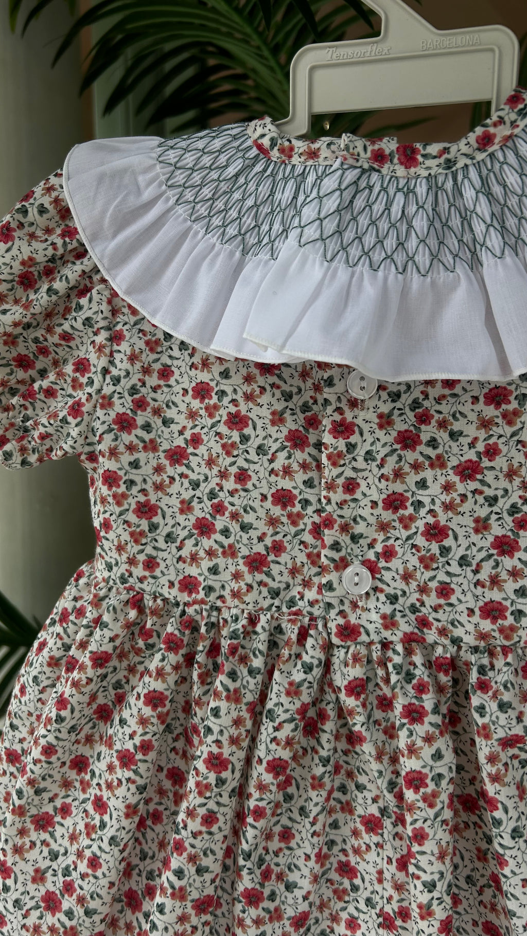 VESTIDO CUELLO SMOCK FLORES