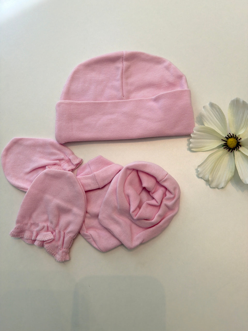 Conjunto gorrito + manopla + patuco