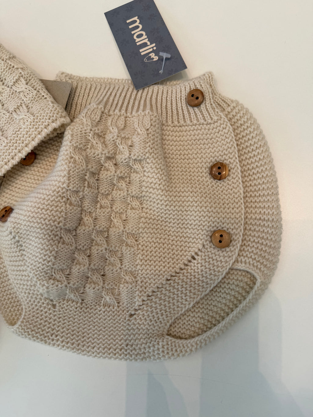 Conjunto capota y braguita beig