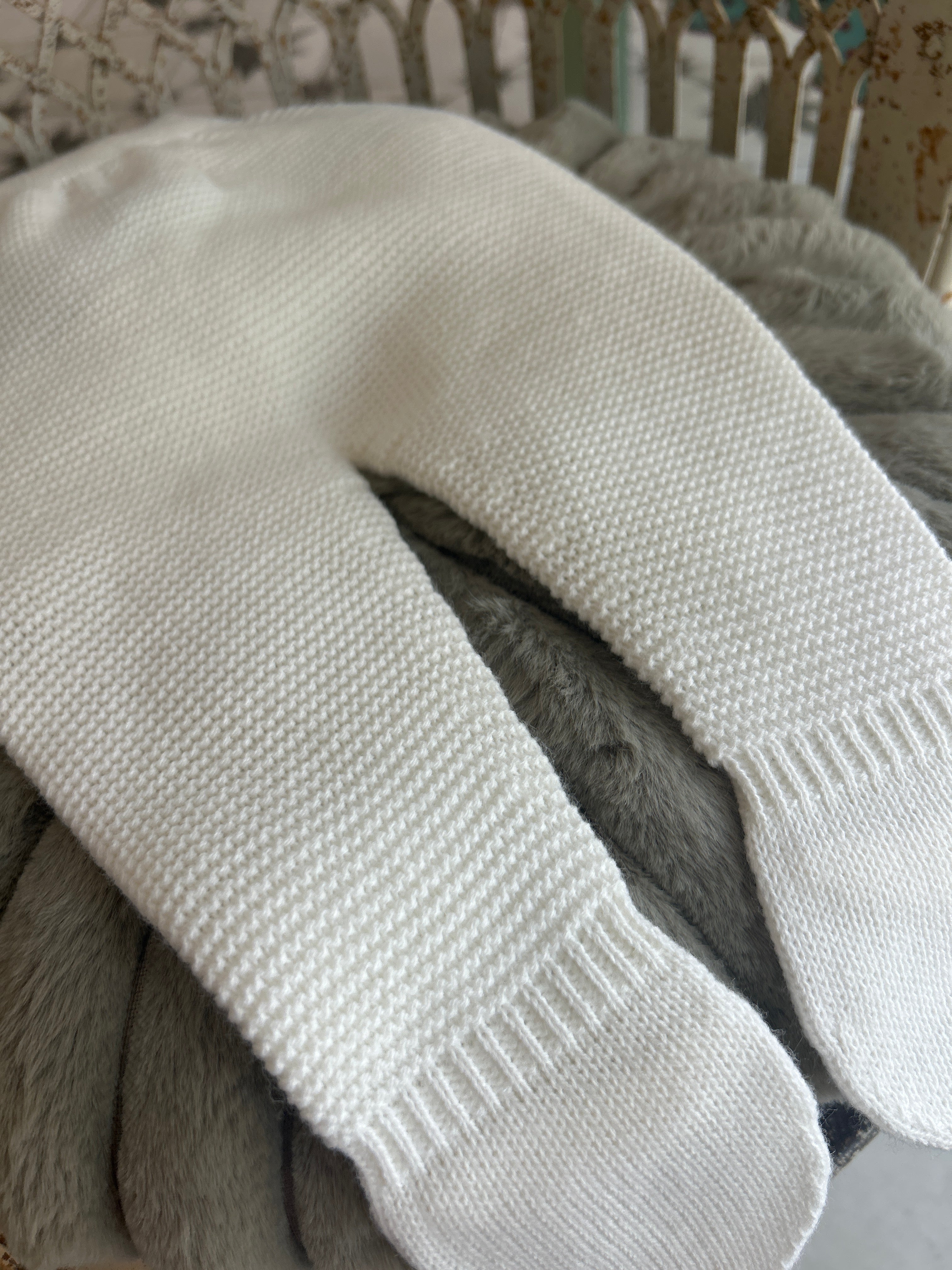 Conjunto rosita y blanco roto