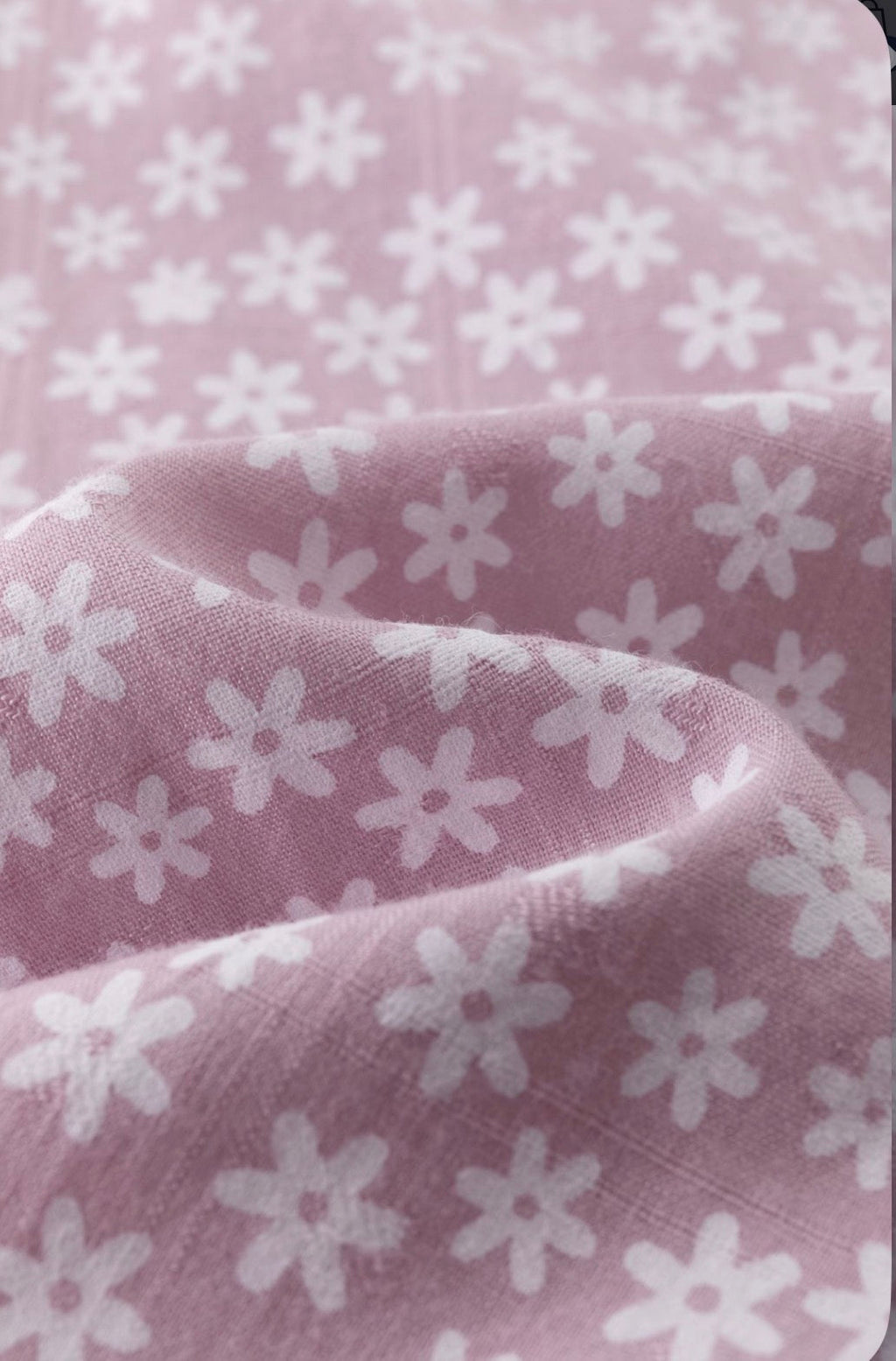 Conjunto niña flores malva