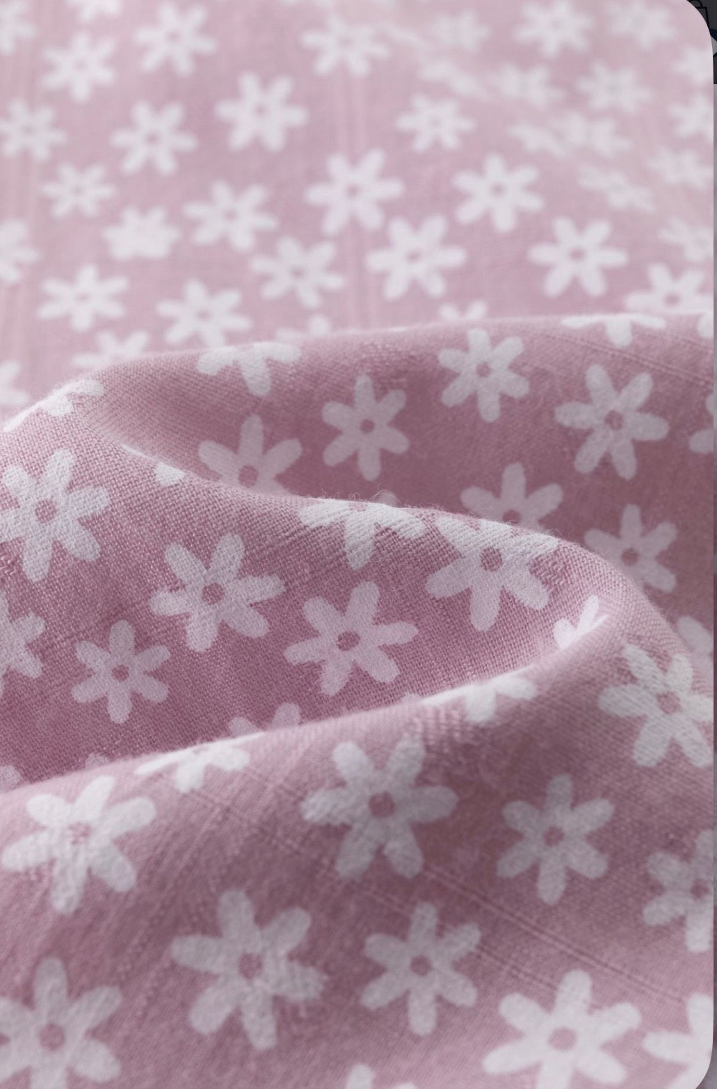 Conjunto niña flores malva