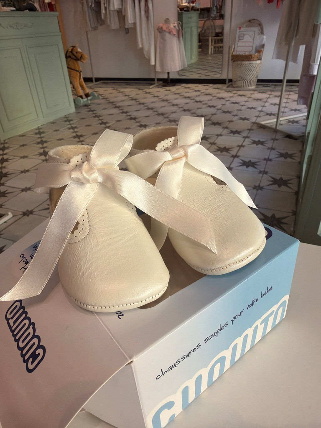 Zapatos cuquitos beig