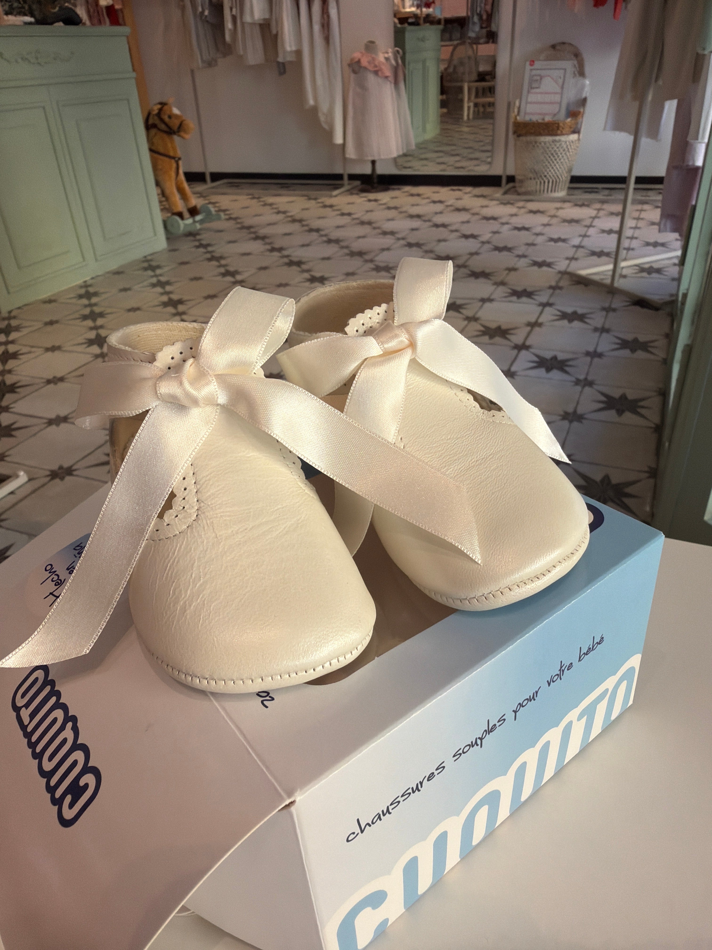 Zapatos cuquitos beig
