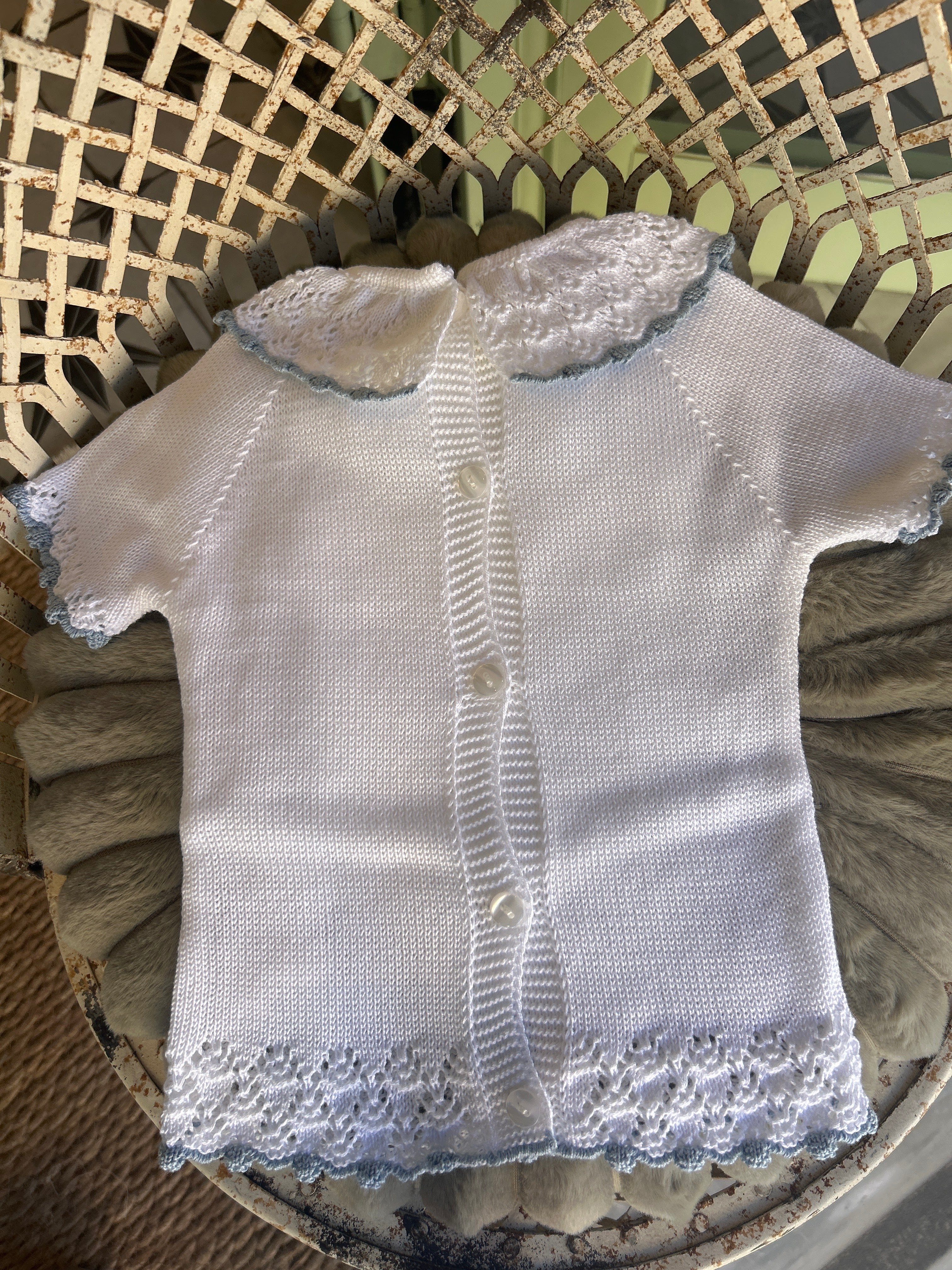 Conjunto hilo blanco y ducado
