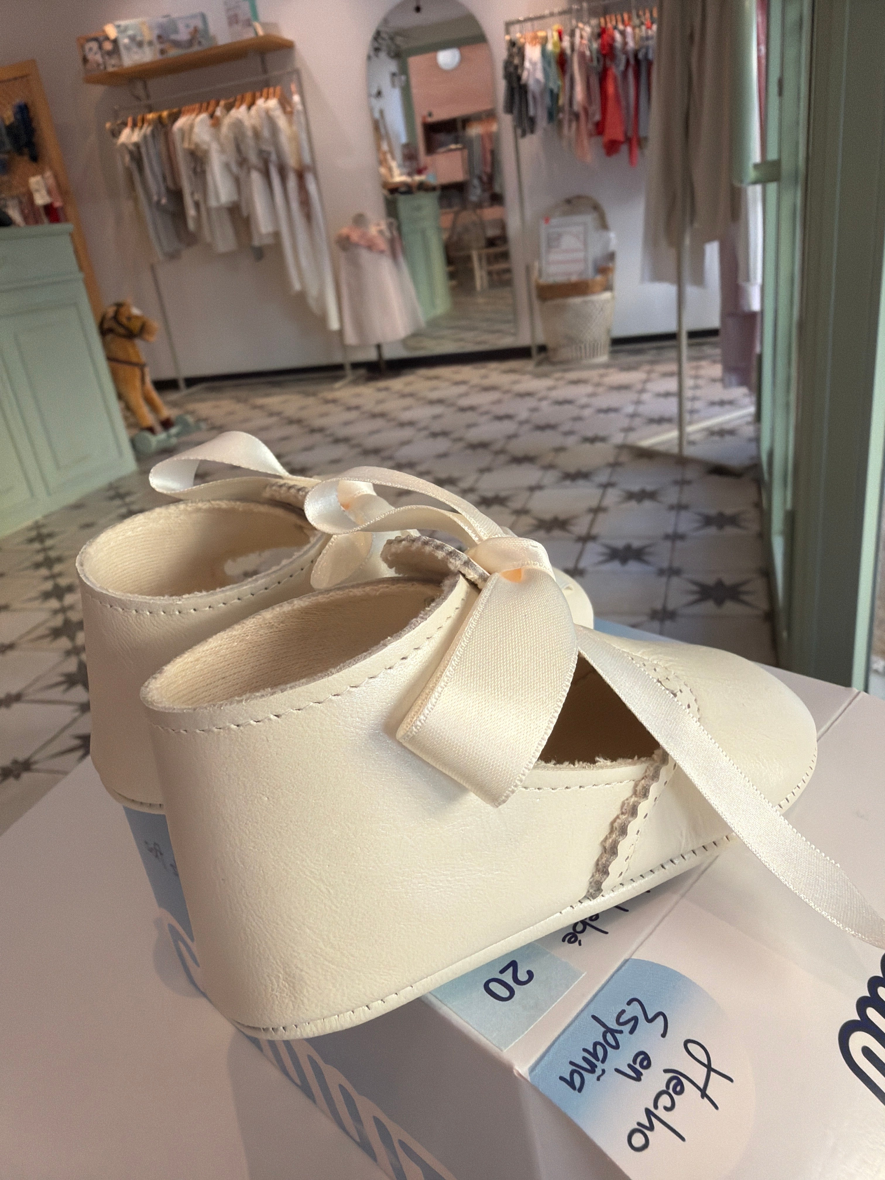 Zapatos cuquitos beig