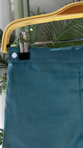 PANTALÓN CORTÓ VERDE PETRÓLEO