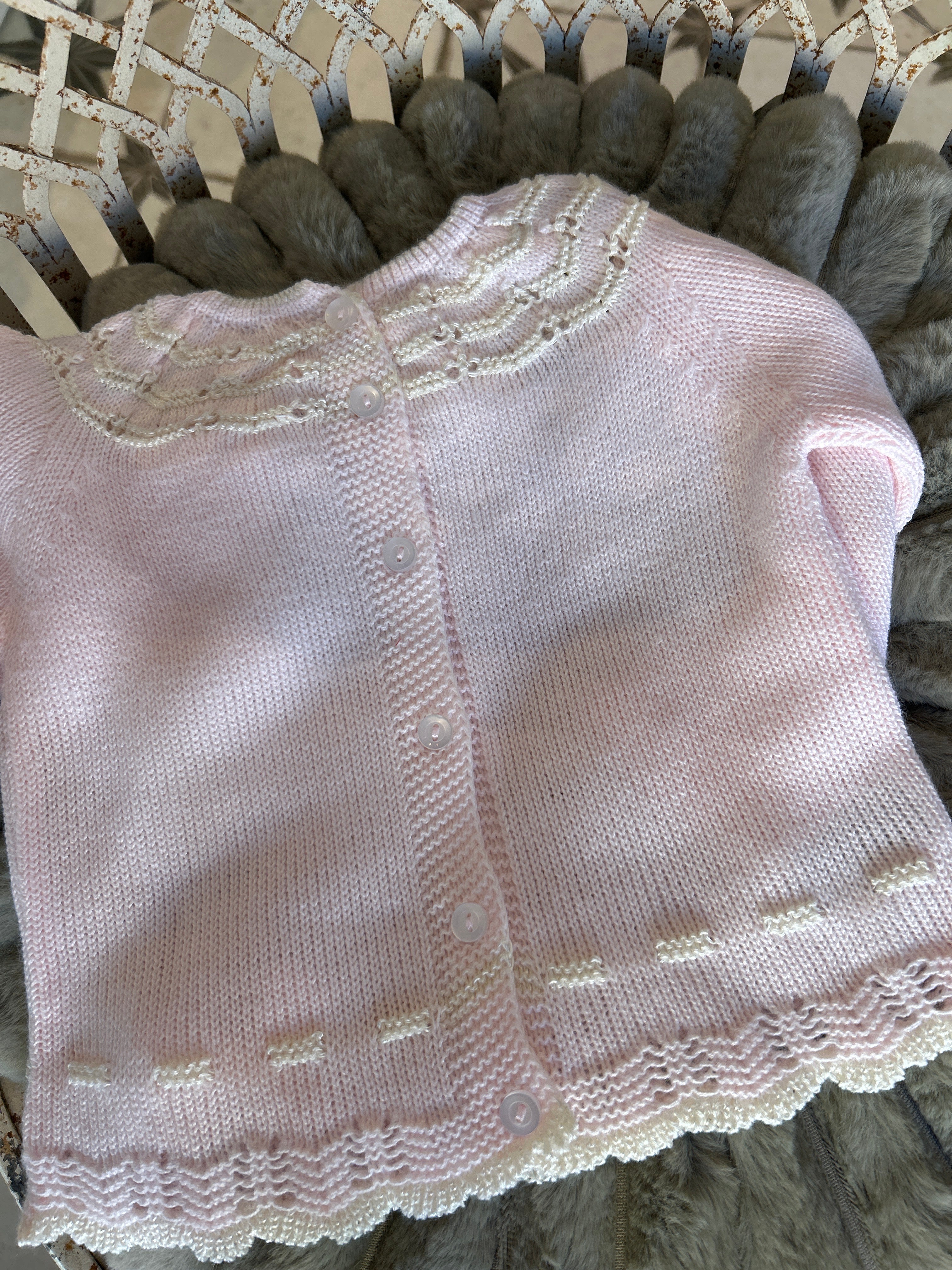 Conjunto hilo rosa y beig