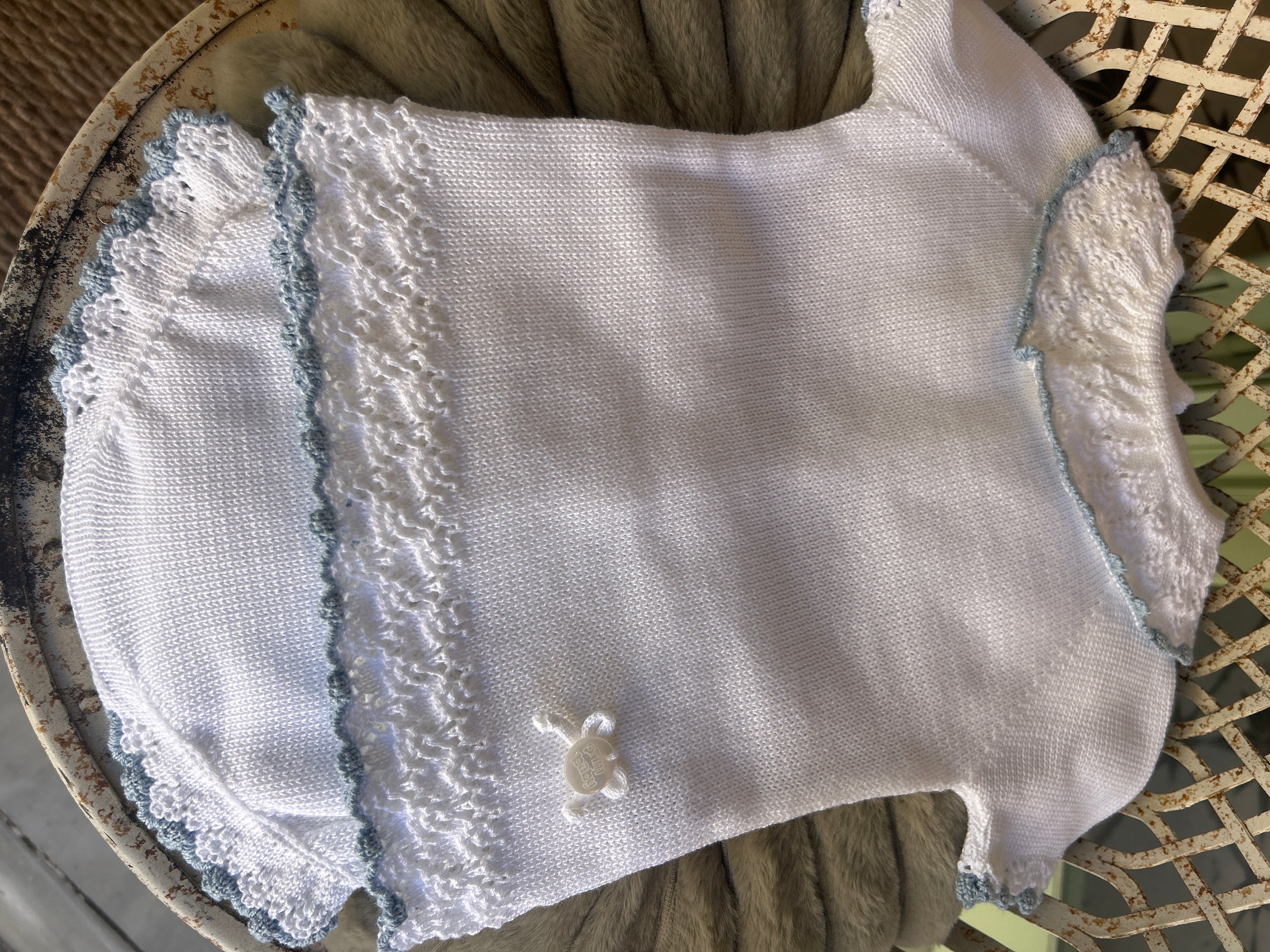 Conjunto hilo blanco y ducado