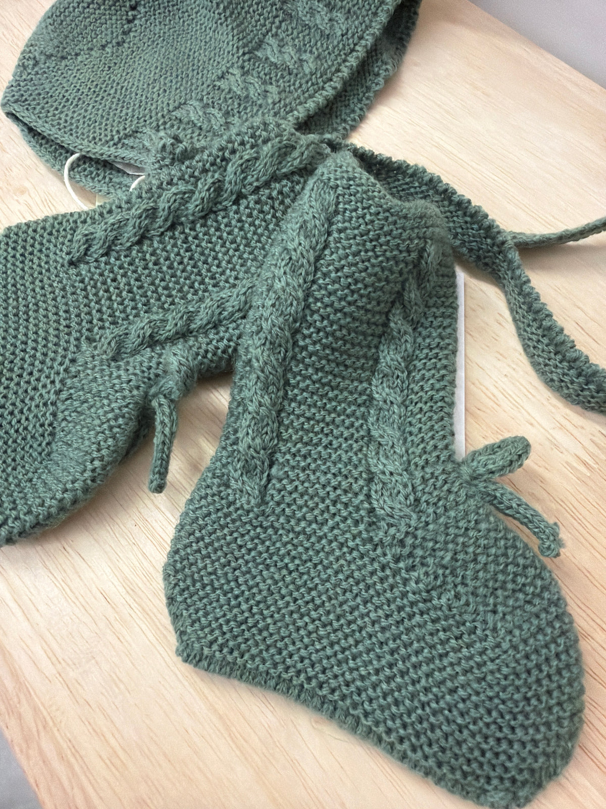 Conjunto capota y patucos verde botella 819-002-14