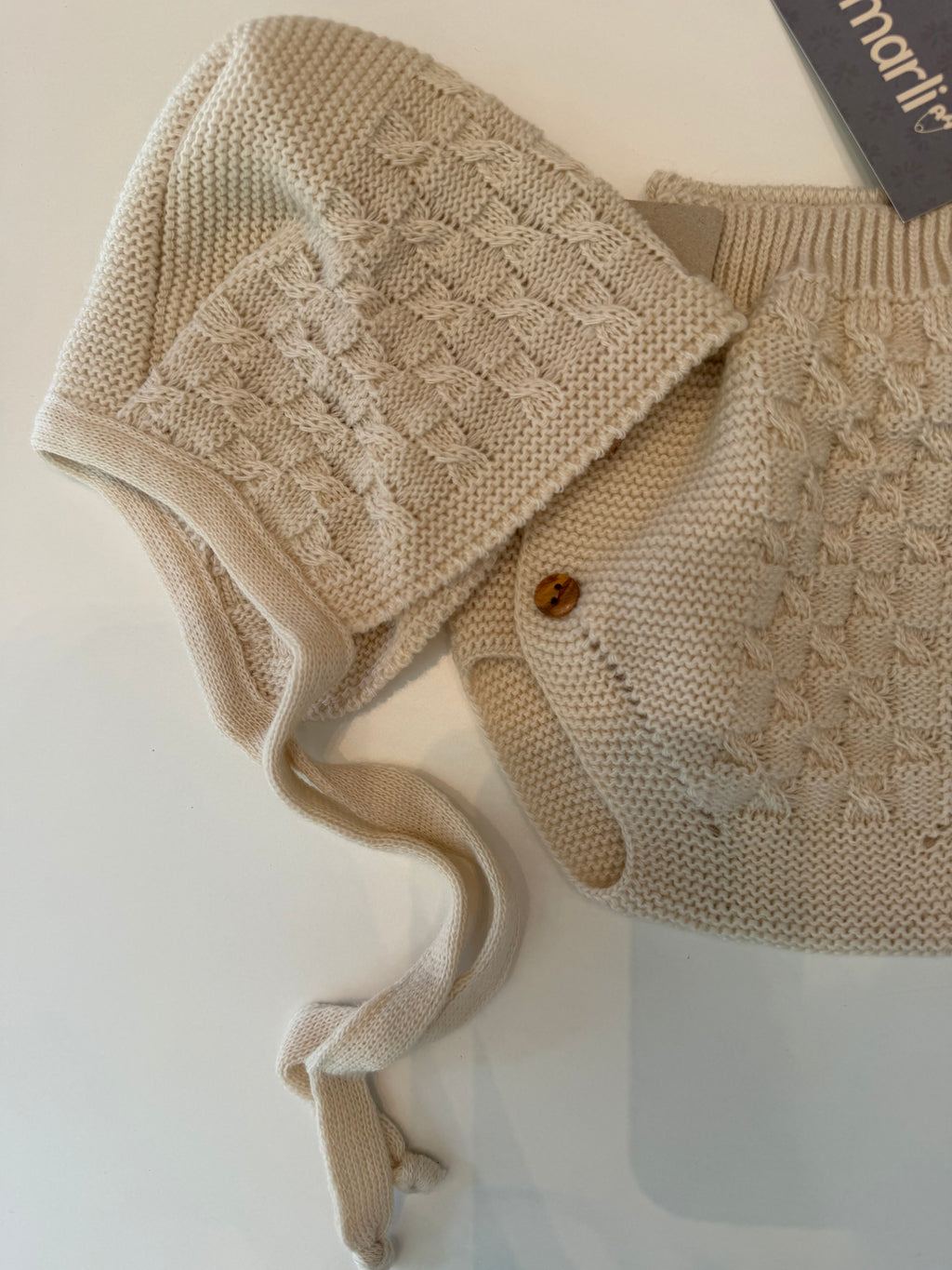 Conjunto capota y braguita beig