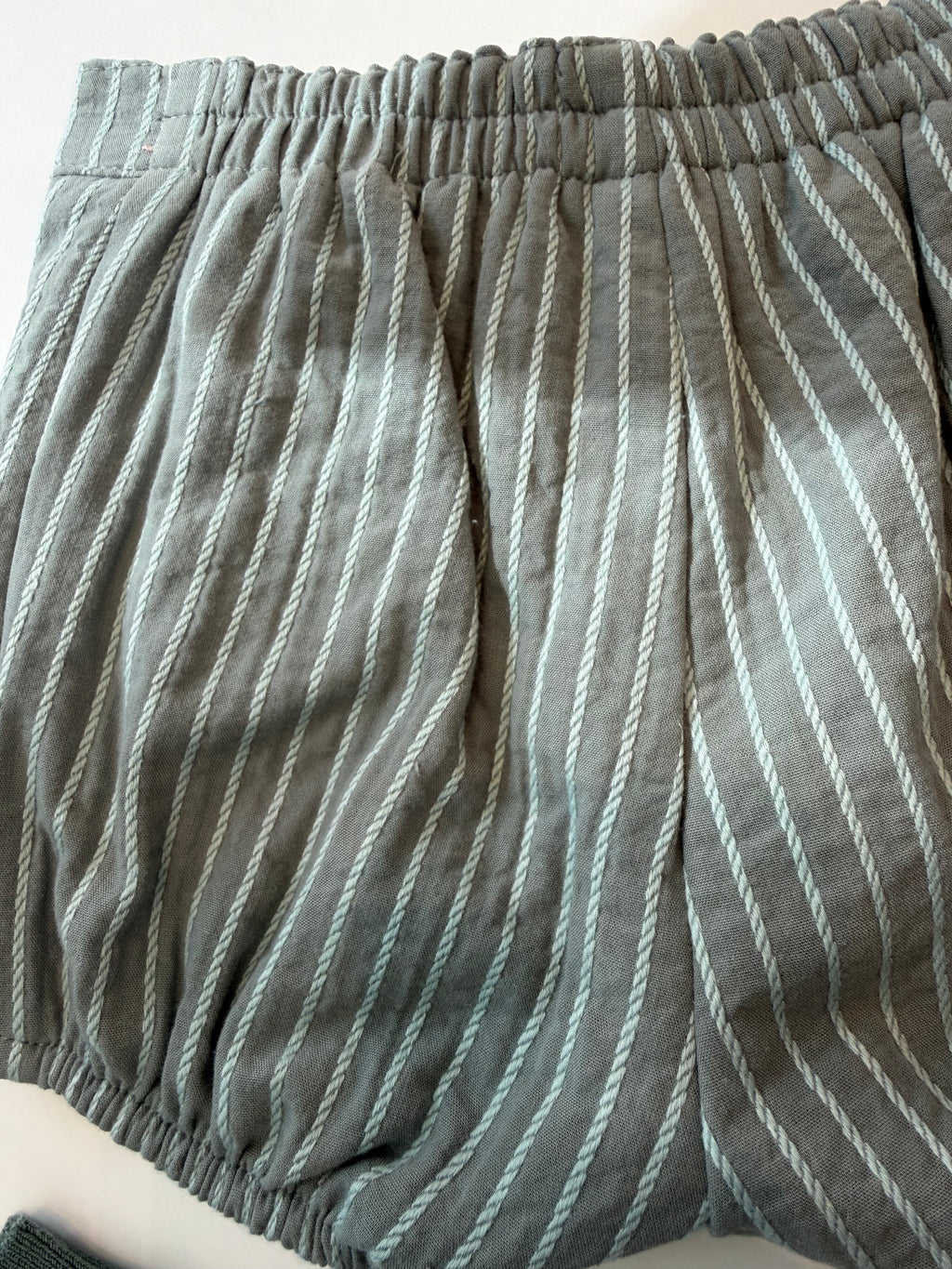 Pantalón rayas verdes colección DULCE