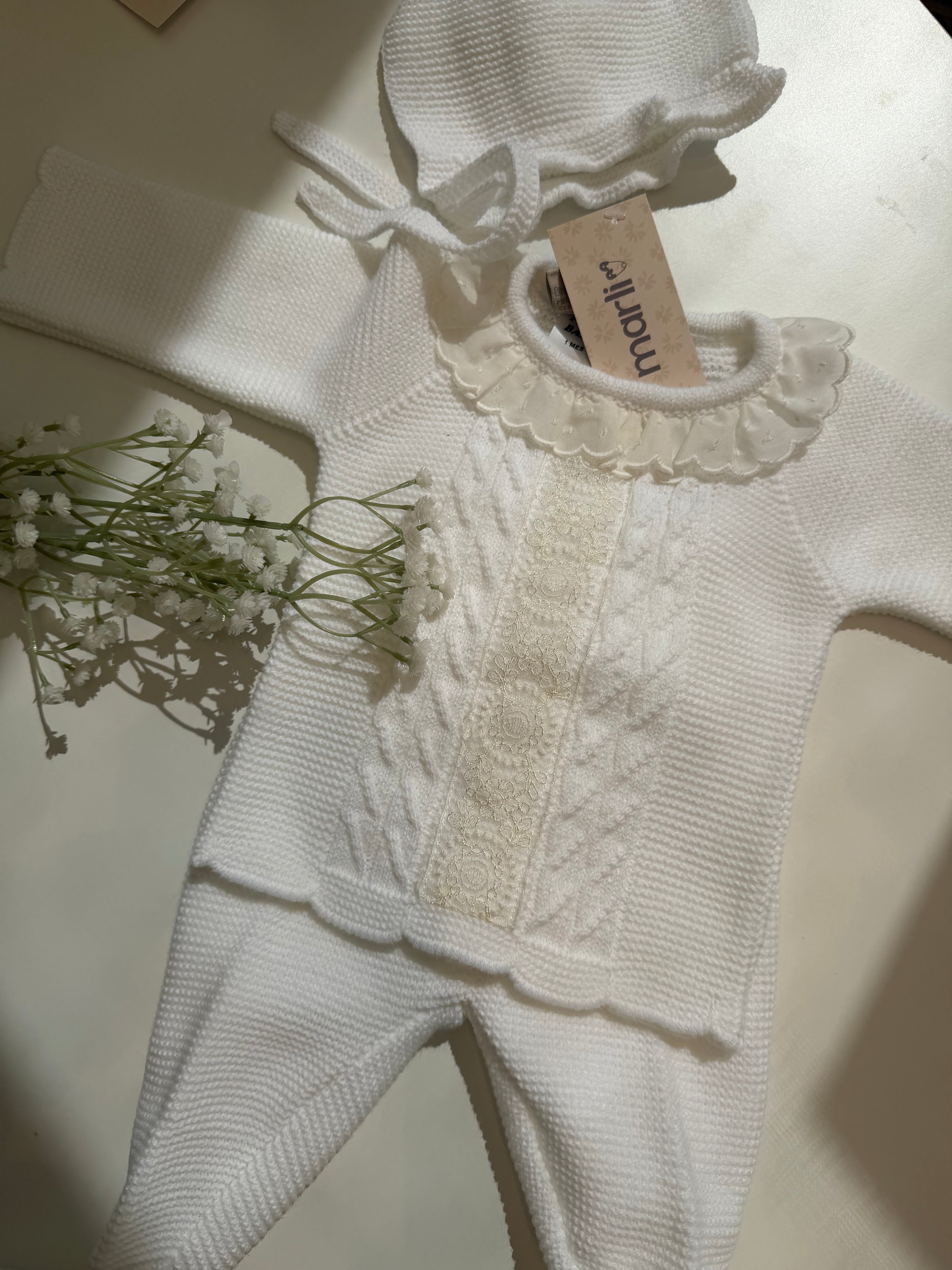 Conjunto primera puesta