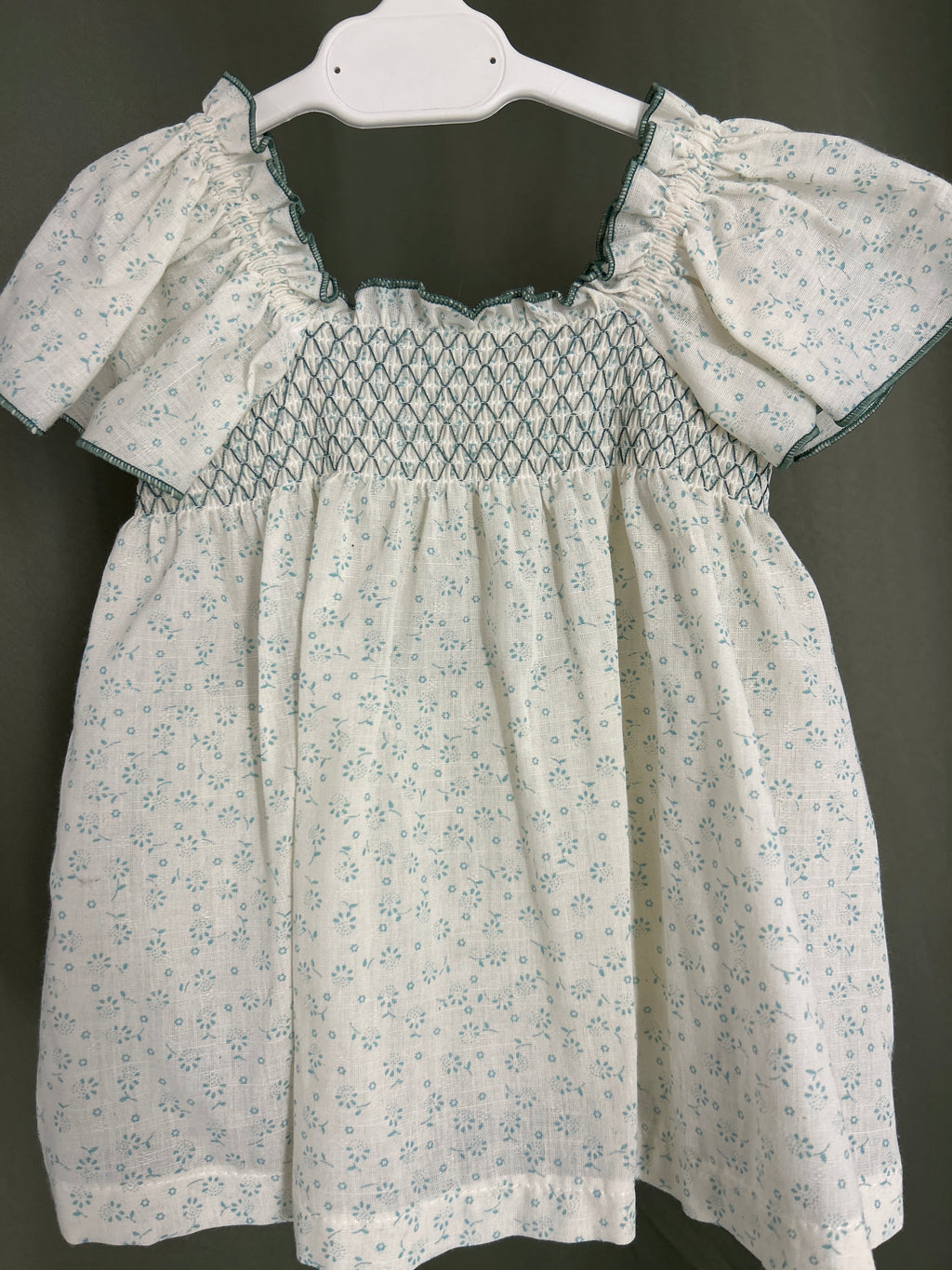 VESTIDO FLORECITAS VERDES