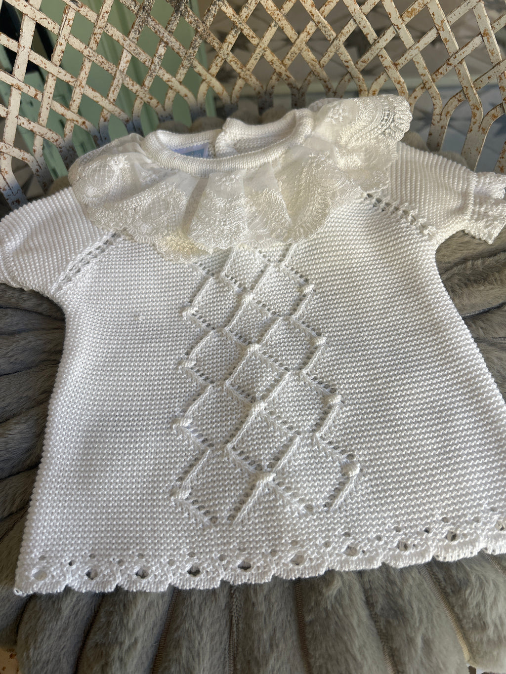 Conjunto hilo blanco roto