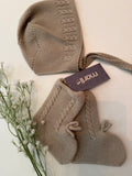 Conjunto capota y Patucos unisex lana camel 818-002-15