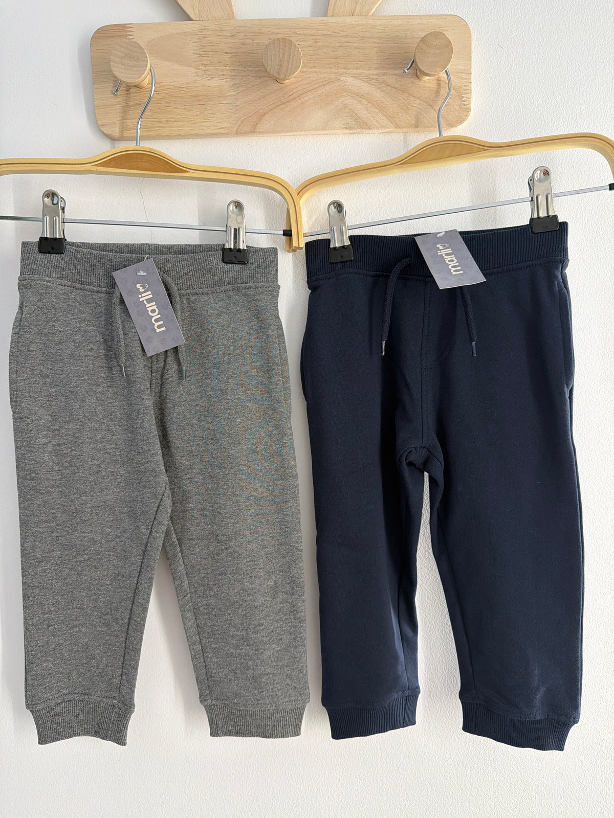 Pantalón basic con felpa 189
