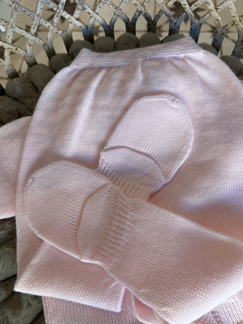 Conjunto hilo rosa y beig