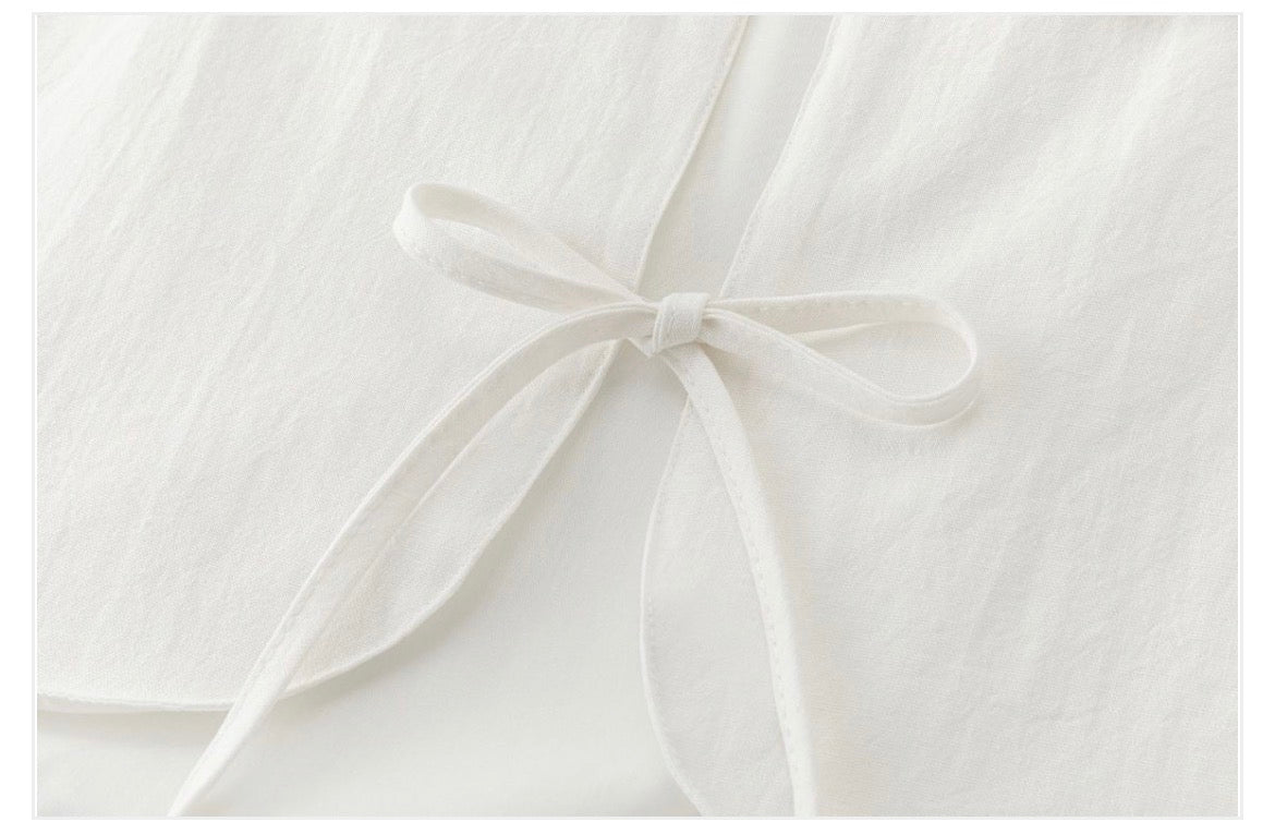 Blusa blanca lazo