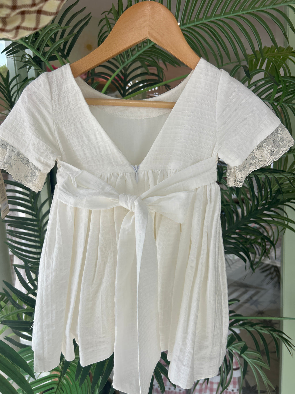 Vestido ceremonia beige
