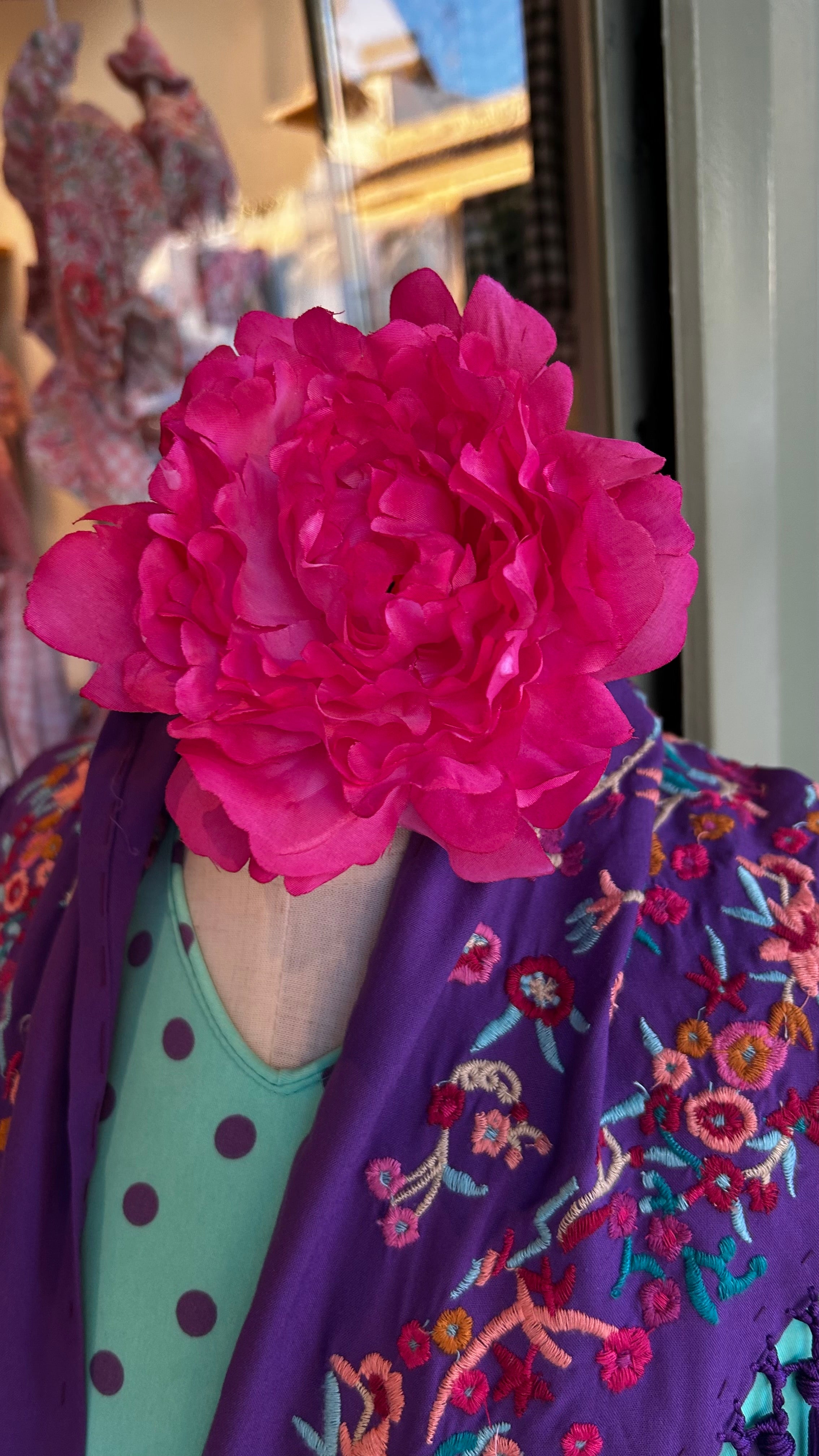 PEONÍA MEDIANA ROSA FUERTE