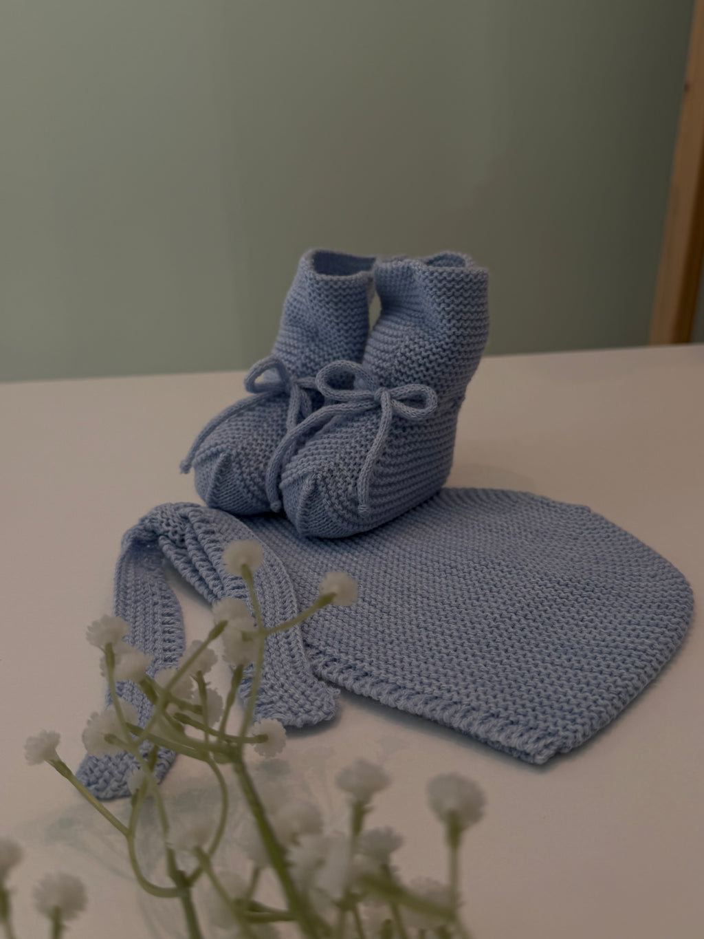 Conjunto gorrito + patuco lana