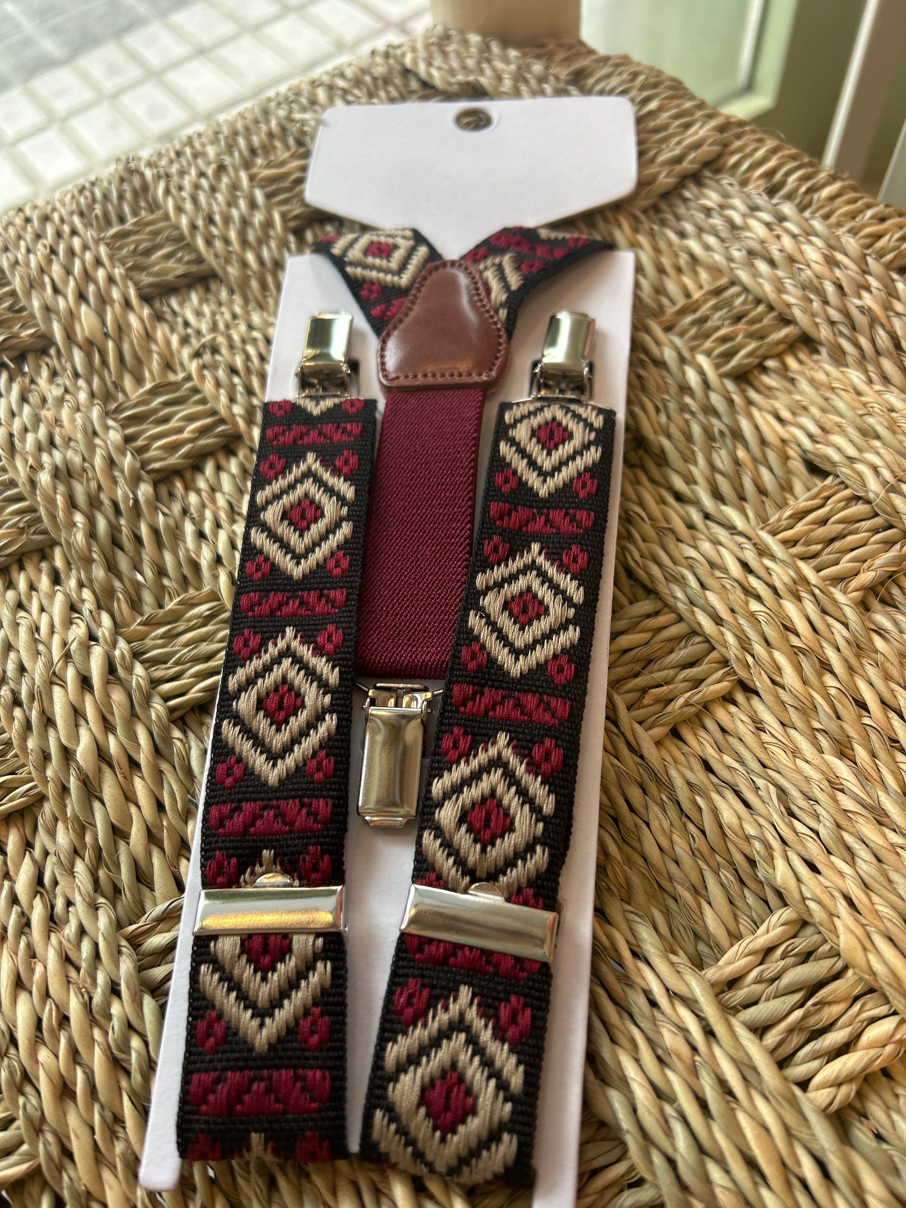 TIRANTE ESTAMPADO BURDEOS
