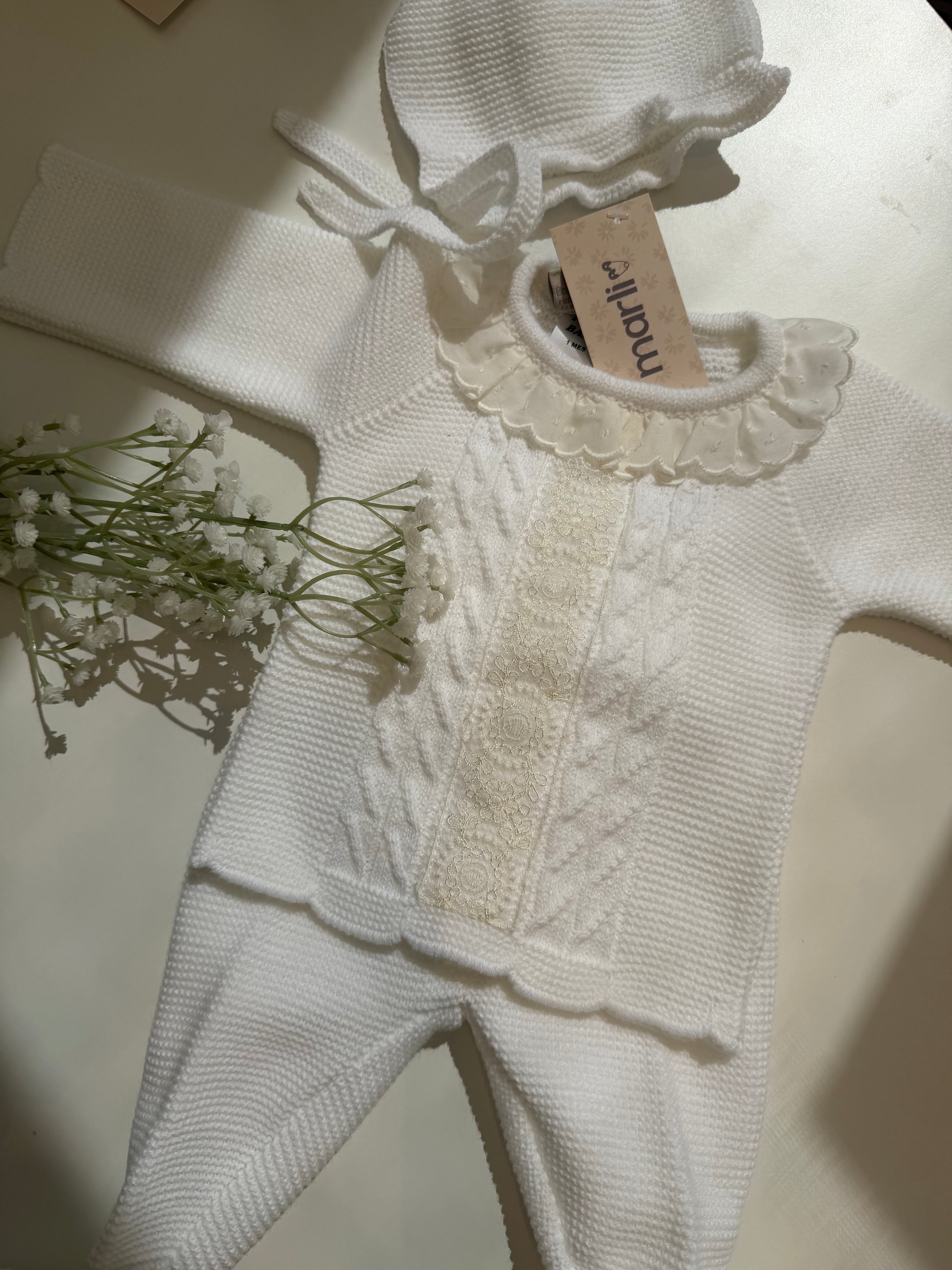 Conjunto primera puesta