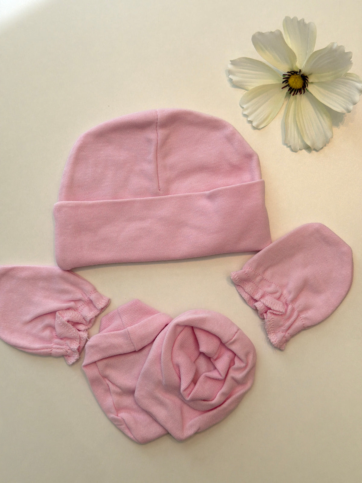 Conjunto gorrito + manopla + patuco