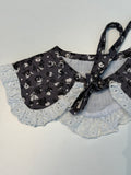 Cuello gris flores DH540