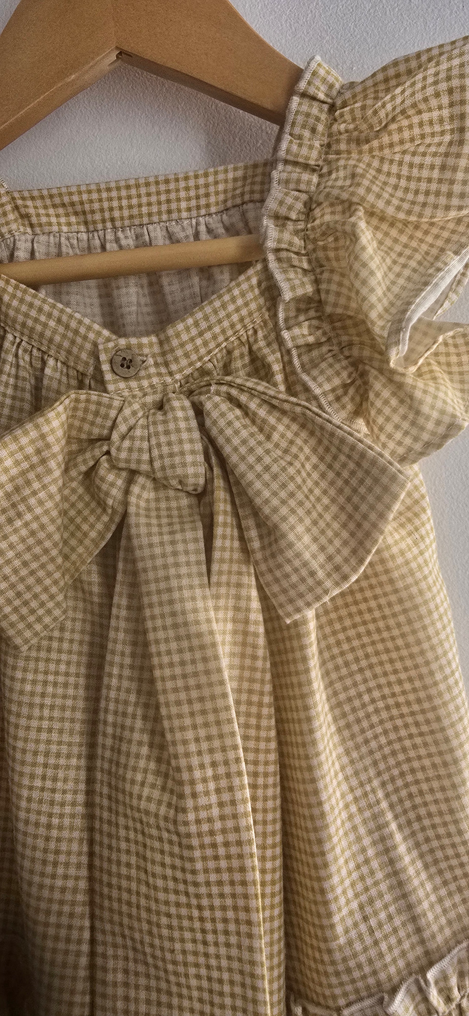 VESTIDO OCRE